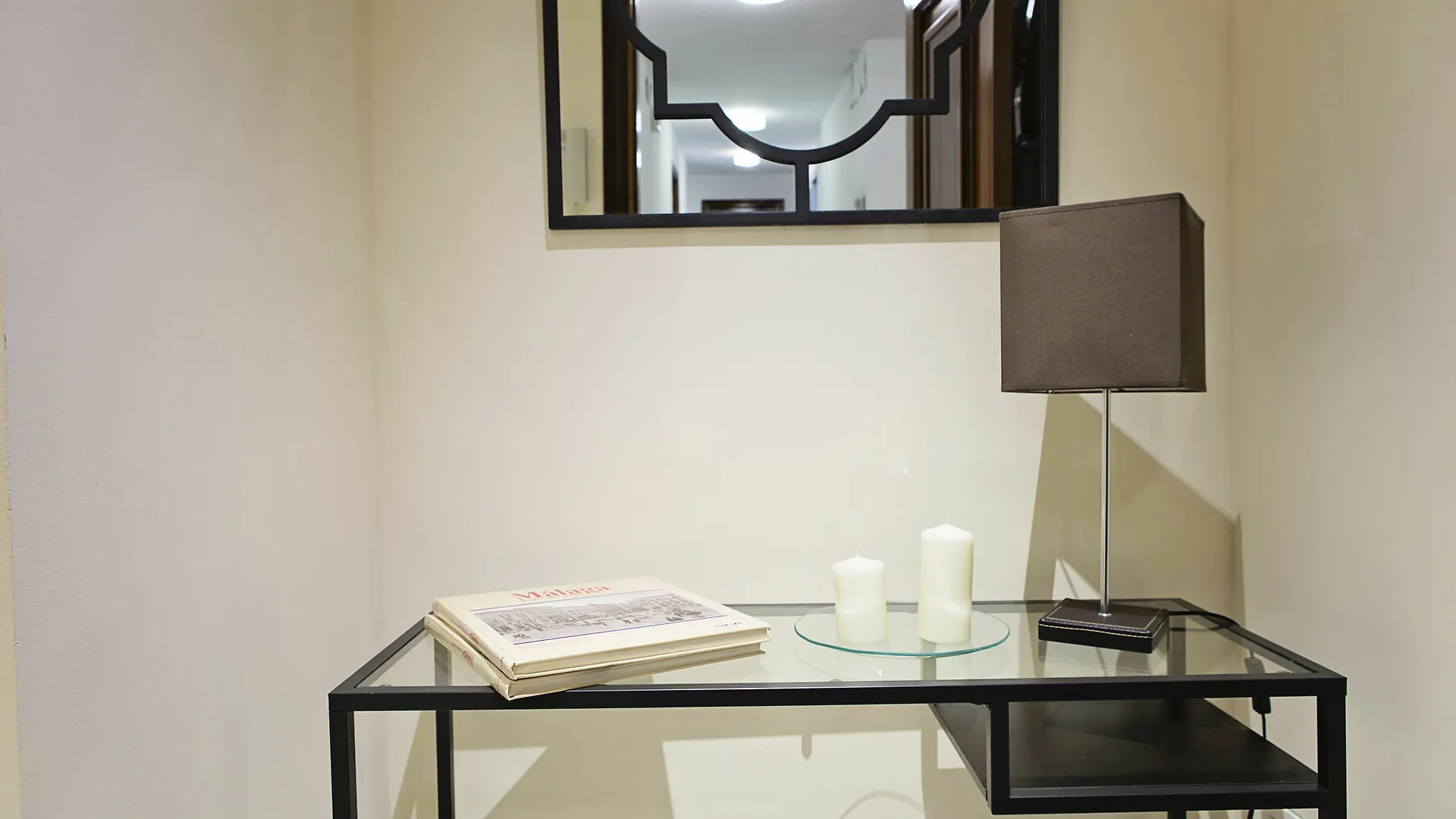 Suncity Flat La Malagueta Malaga 0*,