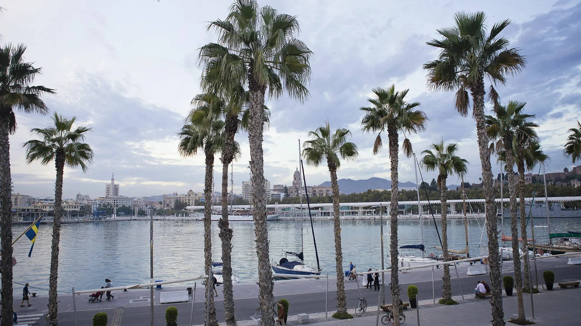 Suncity Flat La Malagueta Malaga 0*,  Spain